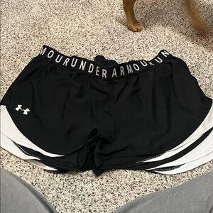 Under Armour Women's Black and White Athletic Shorts